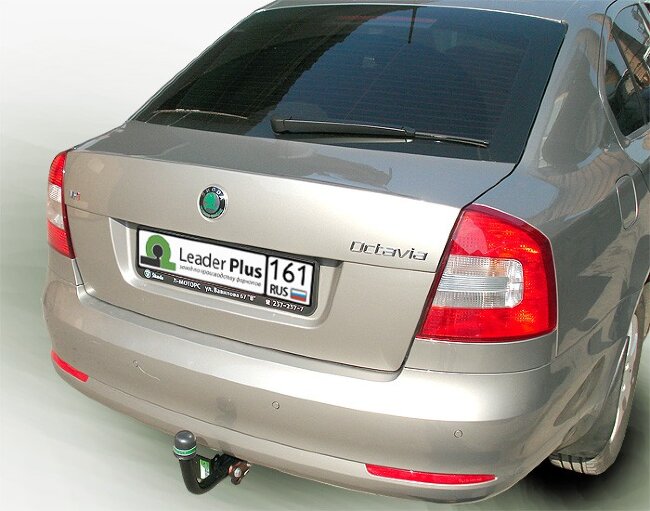 Фаркоп Лидер-Плюс для Skoda Octavia A5 хэтчбек/Superb 2 