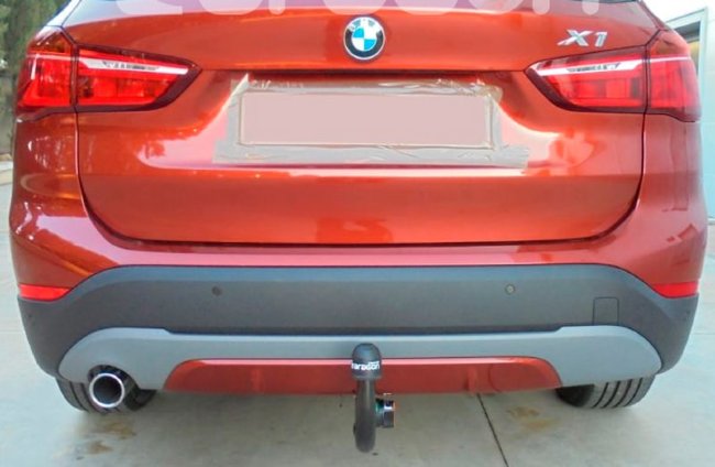 Фаркоп Aragon (быстросъемный крюк, вертикальное крепление) для BMW X1 F48 Фаркоп Aragon (быстросъемный крюк, вертикальное крепление) для BMW X1 F48