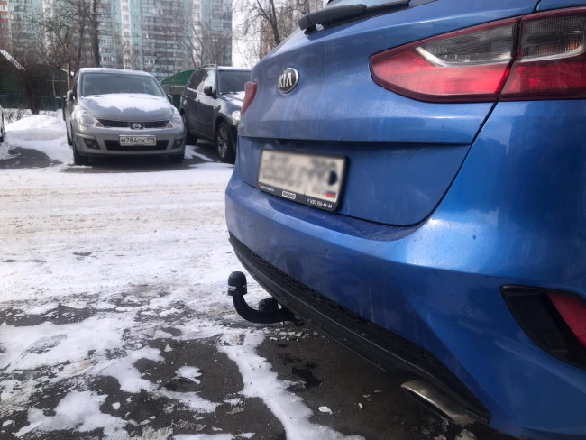 Фаркоп Bosal для Kia Ceed III хэтчбек Фаркоп Bosal для Kia Ceed III хэтчбек