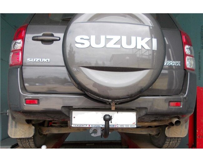Фаркоп Трейлер для Suzuki Grand Vitara II 5-дв. с запасным колесом на двери Фаркоп Трейлер для Suzuki Grand Vitara II 5-дв. с запасным колесом на двери