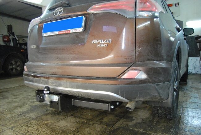 Фаркоп Лидер-Плюс для Toyota RAV4 IV. Фланцевое крепление Фаркоп Лидер-Плюс для Toyota RAV4 IV. Фланцевое крепление