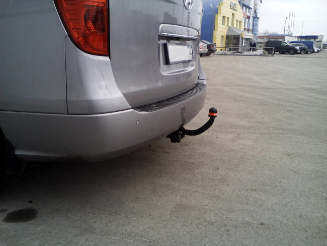Фаркоп Bosal для Hyundai Starex H1 2008- Фаркоп Bosal для Hyundai Starex H1 2008-